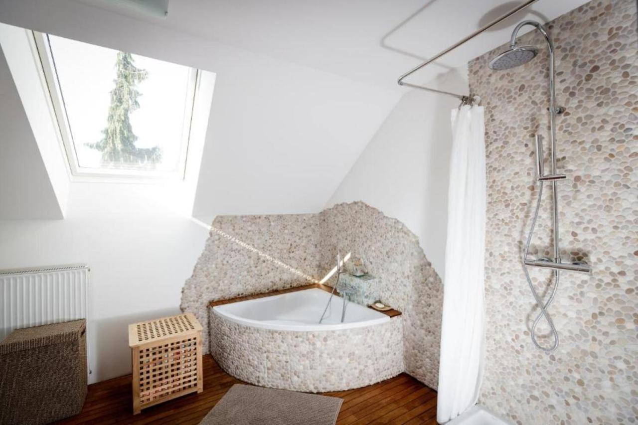 Cosy & Spacious Apt. Benc Zirovnica Exterior photo